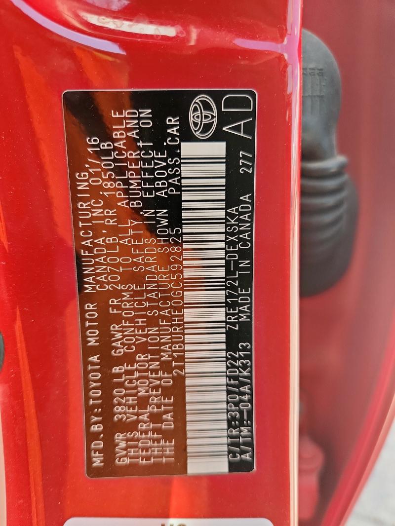 2T1BURHE0GC592825 - 2016 TOYOTA COROLLA L RED photo 13