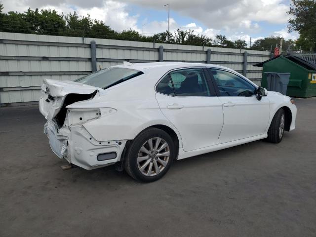 4T1B11HKXKU829554 - 2019 TOYOTA CAMRY L 白色 照片 3