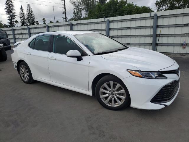 4T1B11HKXKU829554 - 2019 TOYOTA CAMRY L 白色 照片 4