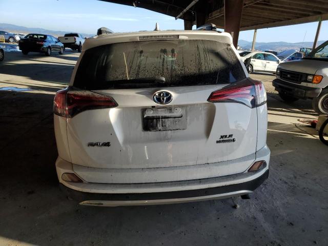 JTMRJREV4HD101415 - 2017 TOYOTA RAV4 HV LE თეთრი ფოტო 6