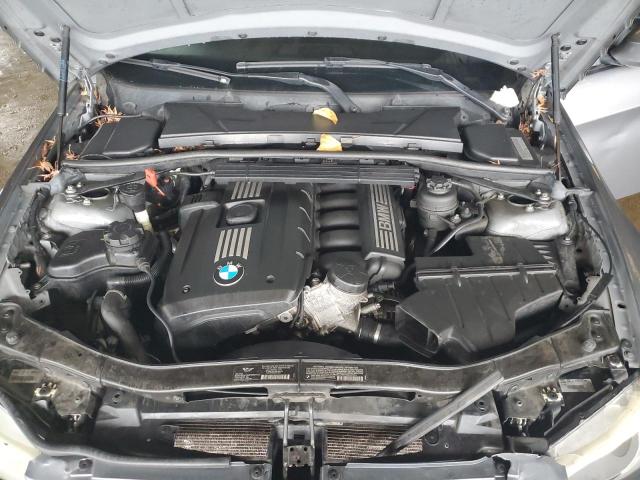 WBAPH5C53BF094190 - 2011 BMW 3 SERIES I SULEV CHARCOAL photo 11