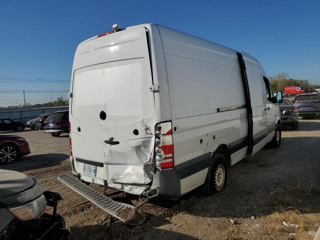 WD3PE8DE6E5897897 - 2014 MERCEDES-BENZ SPRINTER 2500 WHITE photo 3