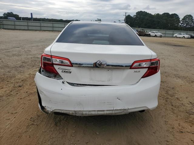 4T1BF1FKXCU522312 - 2012 TOYOTA CAMRY BASE WHITE photo 6