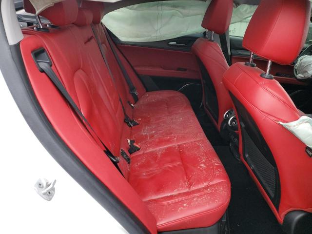 ZASPAKBN9L7C76793 - 2020 ALFA ROMEO STELVIO TI WHITE photo 11