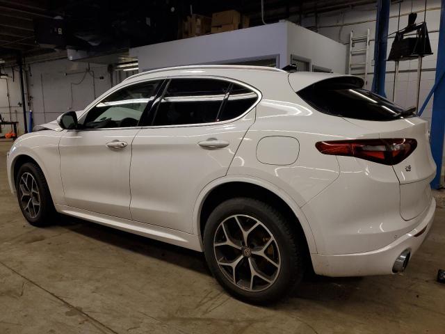ZASPAKBN6M7D14076 - 2021 ALFA ROMEO STELVIO TI WHITE photo 2