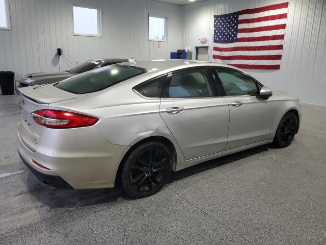 3FA6P0HD7KR249191 - 2019 FORD FUSION SE ვერცხლისფერი ფოტო 3