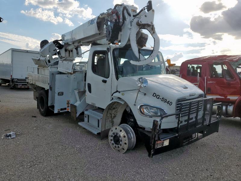 1FVACYFE9JHJW5940 - 2018 FREIGHTLINER M2 106 MEDIUM DUTY WHITE photo 4