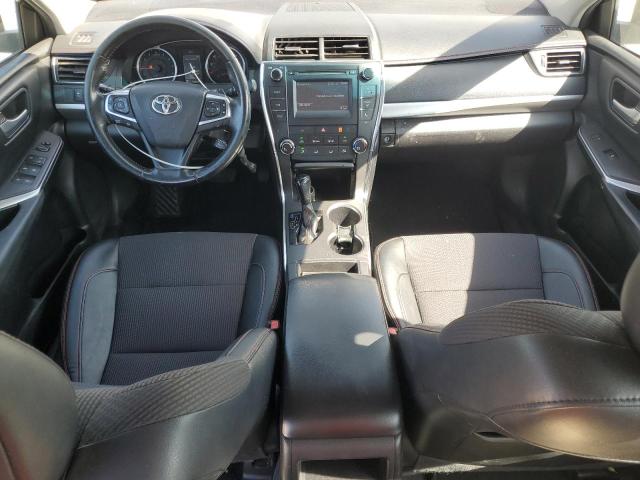 4T1BF1FKXGU145552 - 2016 TOYOTA CAMRY LE 银色 照片 8