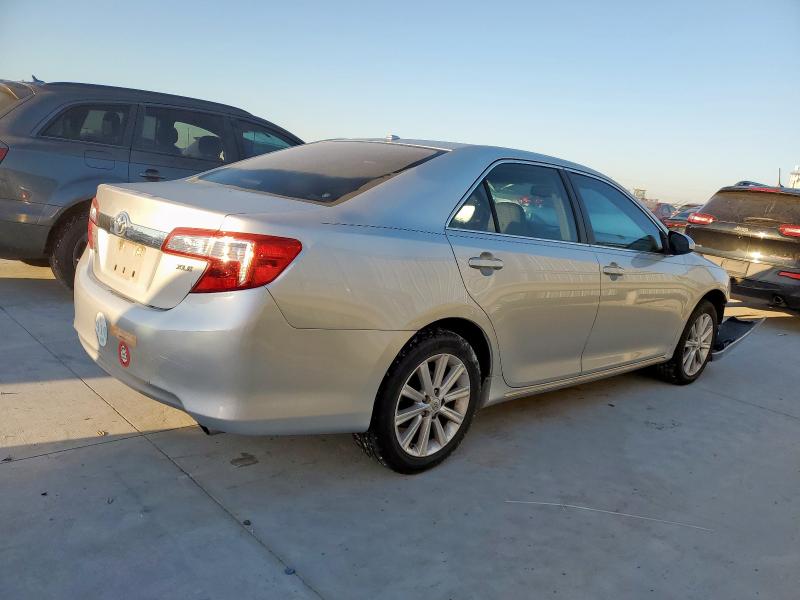 4T4BF1FK6CR186650 - 2012 TOYOTA CAMRY BASE ვერცხლისფერი ფოტო 3