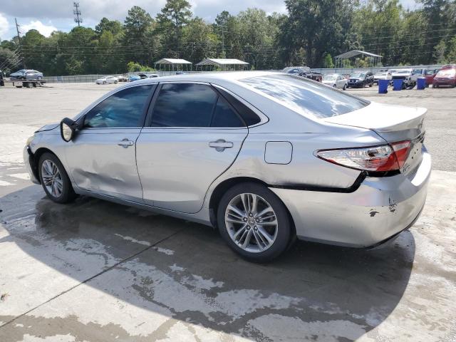 4T1BF1FK9FU095502 - 2015 TOYOTA CAMRY LE SILVER photo 2