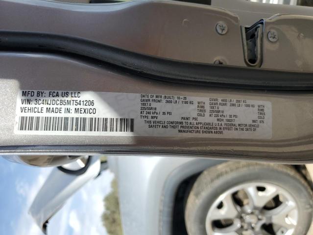 3C4NJDCB5MT541206 - 2021 JEEP COMPASS LIMITED Argent photo 12