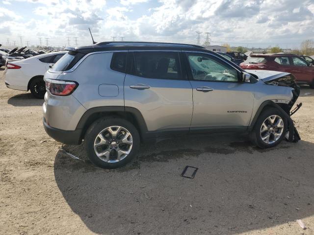 3C4NJDCB5MT541206 - 2021 JEEP COMPASS LIMITED Argent photo 3