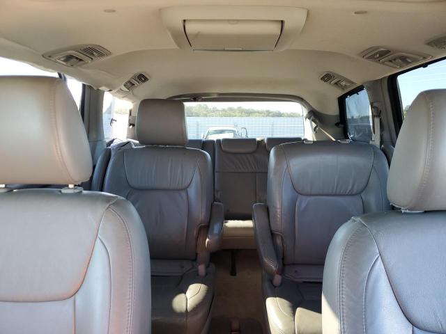 5TDDK4CC5AS030943 - 2010 TOYOTA SIENNA XLE ნაცრისფერი ფოტო 10