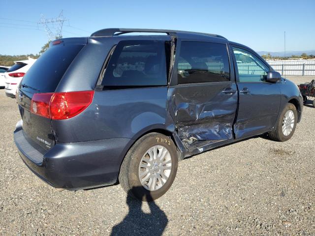 5TDDK4CC5AS030943 - 2010 TOYOTA SIENNA XLE ნაცრისფერი ფოტო 3