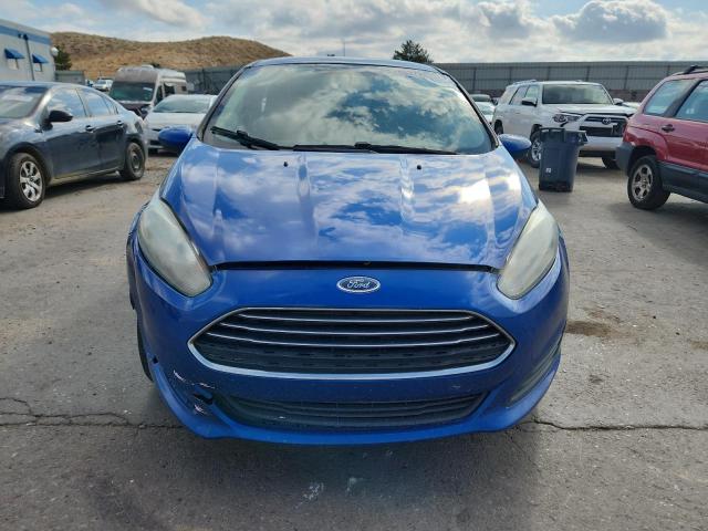 3FADP4BJ6JM120299 - 2018 FORD FIESTA SE BLUE photo 5
