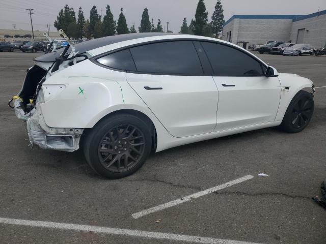 5YJ3E1EB5RF734095 - 2024 TESLA MODEL 3 白色 照片 3