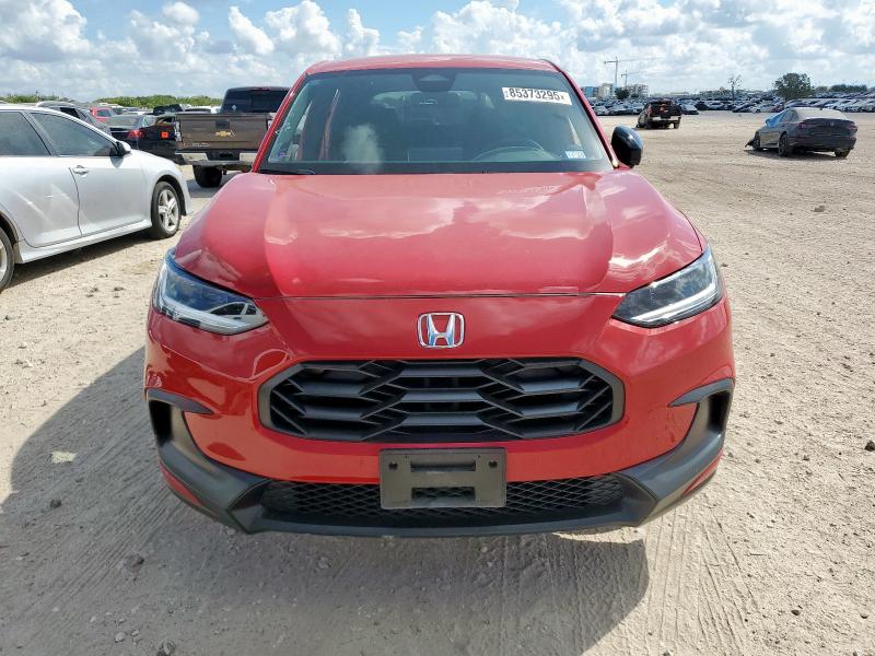 3CZRZ1H52PM732974 - 2023 HONDA HR-V SPORT RED photo 5
