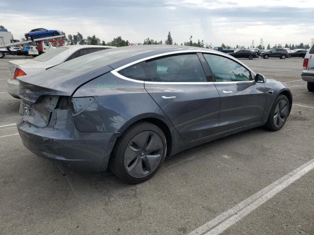 5YJ3E1EA6JF018883 - 2018 TESLA MODEL 3 Черный фото 3