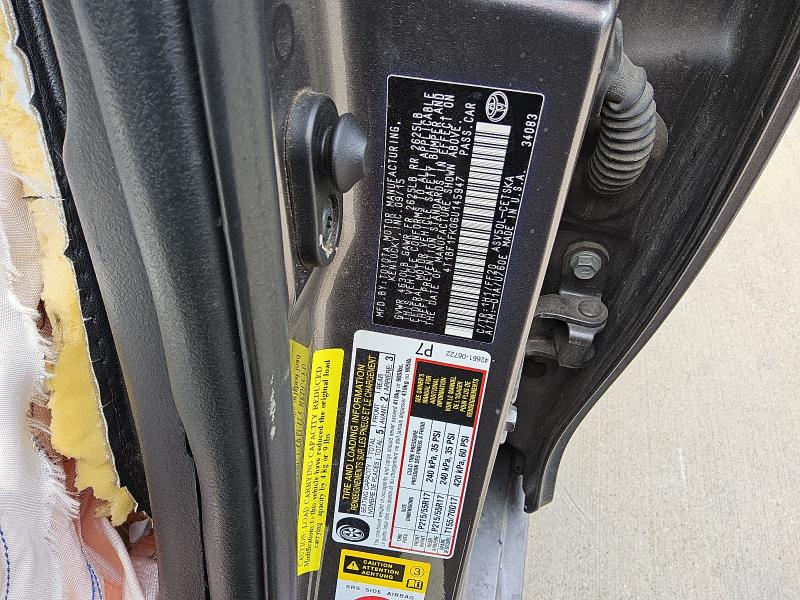 4T1BF1FK0GU145947 - 2016 TOYOTA CAMRY LE GRAY photo 12