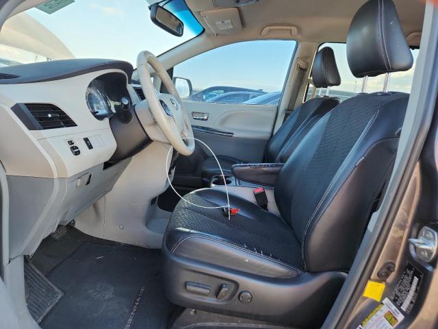 5TDXK3DC3DS330104 - 2013 TOYOTA SIENNA SPORT GRAY photo 7