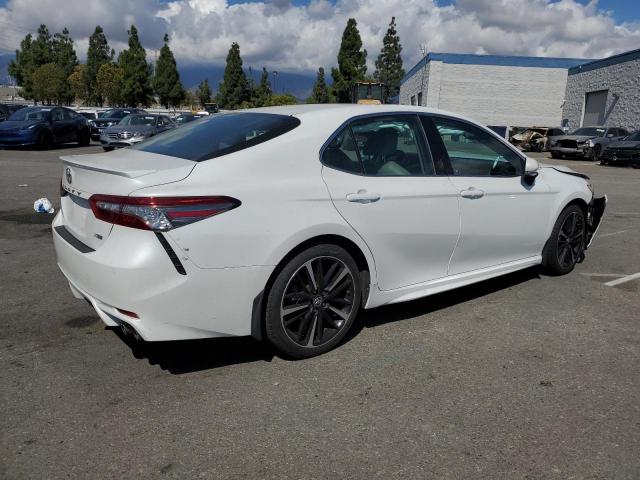 4T1B61HK5JU123723 - 2018 TOYOTA CAMRY XSE Ağ foto 3