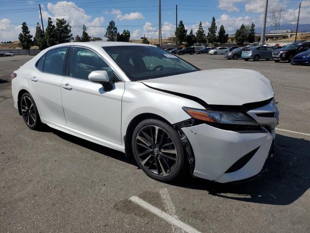 4T1B61HK5JU123723 - 2018 TOYOTA CAMRY XSE Ağ foto 4