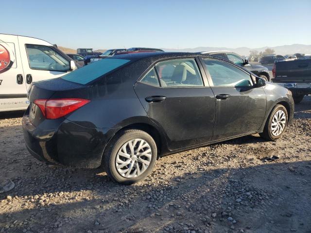 2T1BURHE9HC796685 - 2017 TOYOTA COROLLA L BLACK photo 3