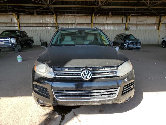 WVGFF9BP3BD007085 - 2011 VOLKSWAGEN TOUAREG V6 Noir photo 5