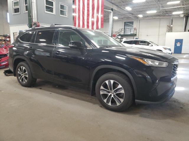 5TDGZRBH1LS509432 - 2020 TOYOTA HIGHLANDER XLE أسود صورة 4