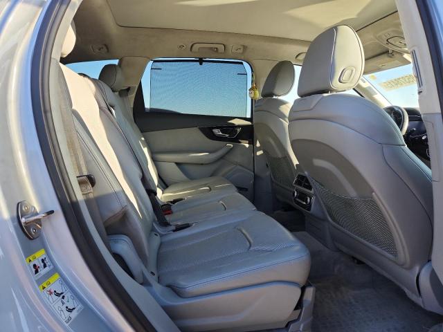 WA1VAAF72HD005745 - 2017 AUDI Q7 PRESTIGE SILVER photo 10