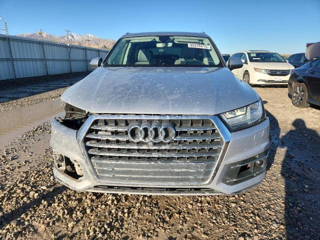 WA1VAAF72HD005745 - 2017 AUDI Q7 PRESTIGE SILVER photo 5