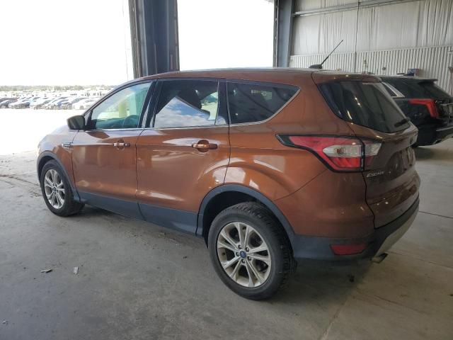 1FMCU9GD7HUD95423 - 2017 FORD ESCAPE SE ORANGE photo 2