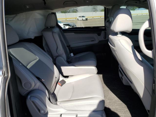 5FNRL6H84PB032909 - 2023 HONDA ODYSSEY TOURING Gümüş foto 10