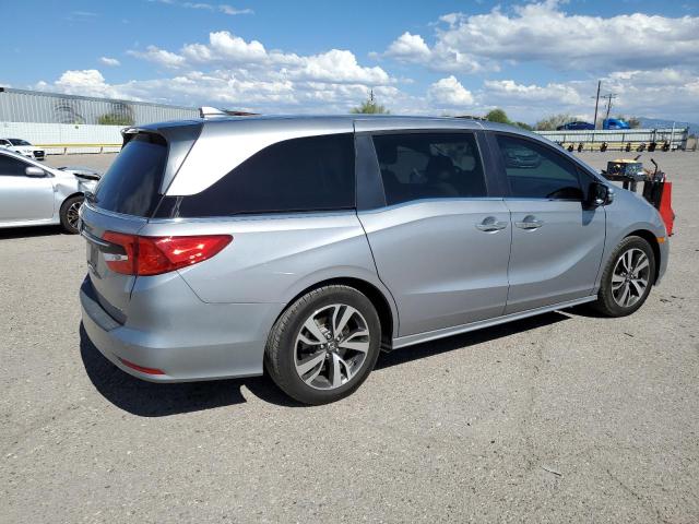 5FNRL6H84PB032909 - 2023 HONDA ODYSSEY TOURING Gümüş foto 3