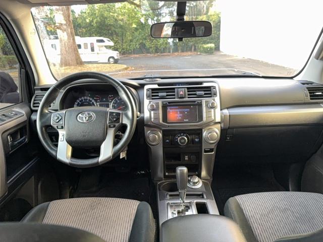 JTEBU5JR6J5568616 - 2018 TOYOTA 4RUNNER SR5/SR5 PREMIUM 黑色 照片 9