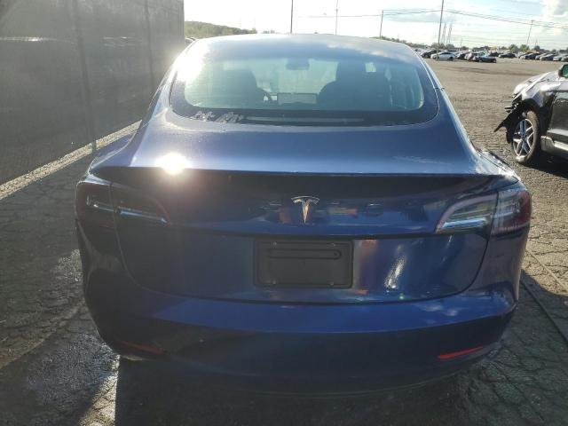 5YJ3E1EA5NF304830 - 2022 TESLA MODEL 3 Bleu photo 6