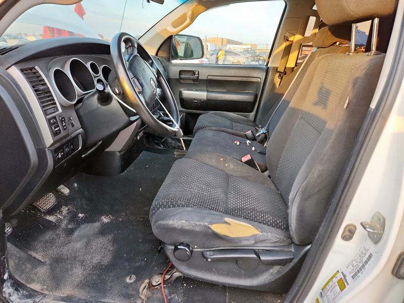 5TFUM5F15CX034143 - 2012 TOYOTA TUNDRA DOUBLE CAB SR5 WHITE photo 7