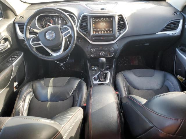 1C4PJMBSXHW631056 - 2017 JEEP CHEROKEE TRAILHAWK BLACK photo 8