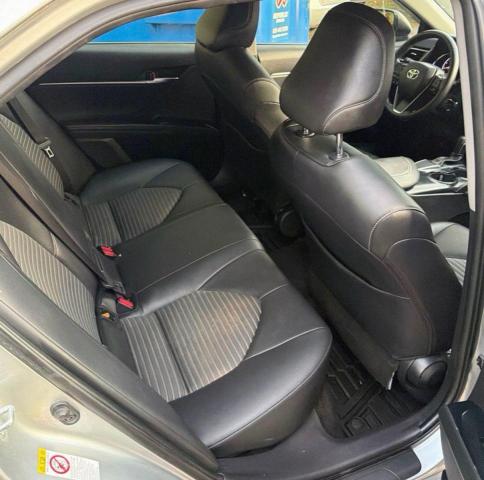 JTNB11HK1J3034946 - 2018 TOYOTA CAMRY L 银色 照片 6