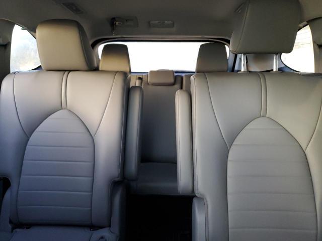 5TDGZRAH6MS535415 - 2021 TOYOTA HIGHLANDER XLE SILVER photo 10