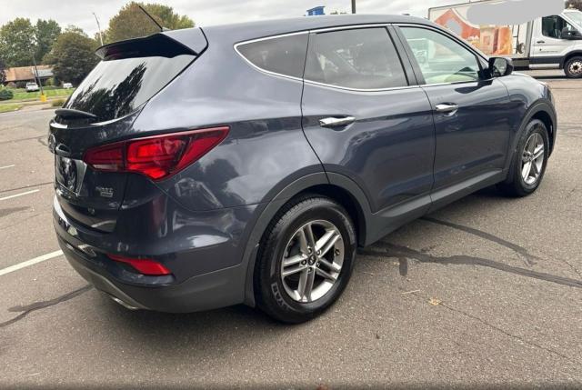5NMZTDLB9JH099082 - 2018 HYUNDAI SANTA FE S ნაცრისფერი ფოტო 4