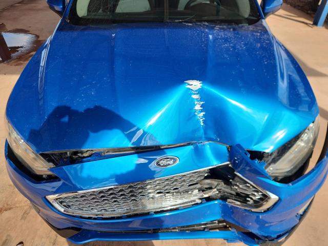 3FA6P0HD9KR232795 - 2019 FORD FUSION SE BLUE photo 11