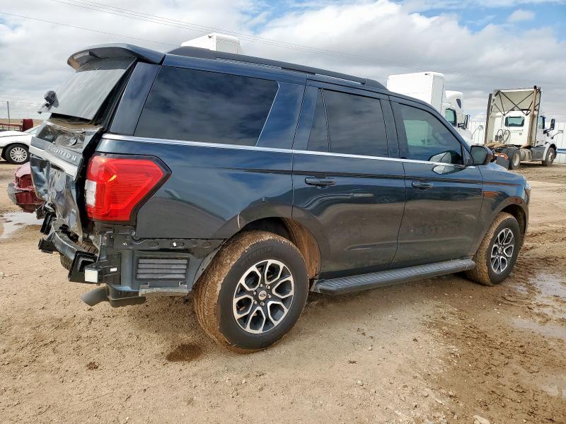 1FMJU1J83REA72163 - 2024 FORD EXPEDITION XLT BLUE photo 3