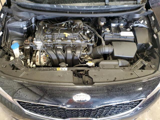 KNAFX5A80J5744142 - 2018 KIA FORTE EX BLACK photo 11