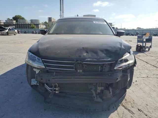 3VW2K7AJ3FM315512 - 2015 VOLKSWAGEN JETTA BASE Սև լուսանկար 5