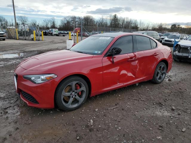 ZARFAEDN3J7567151 - 2018 ALFA ROMEO GIULIA Q4 红色 照片 1