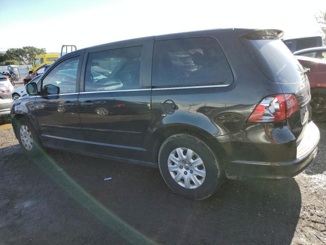 2C4RVAAG8ER144743 - 2014 VOLKSWAGEN ROUTAN S CHARCOAL photo 2