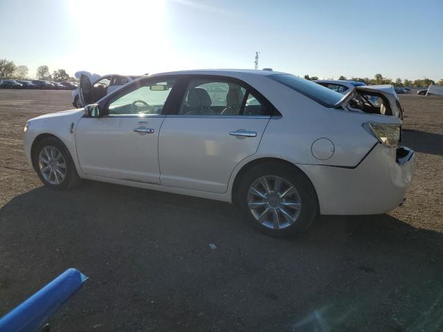 3LNHL2GCXCR807728 - 2012 LINCOLN MKZ WHITE photo 2