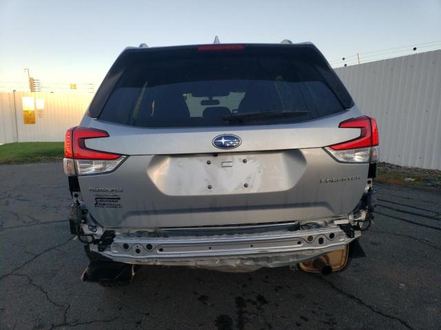 JF2SKAECXPH419272 - 2023 SUBARU FORESTER PREMIUM ვერცხლისფერი ფოტო 6