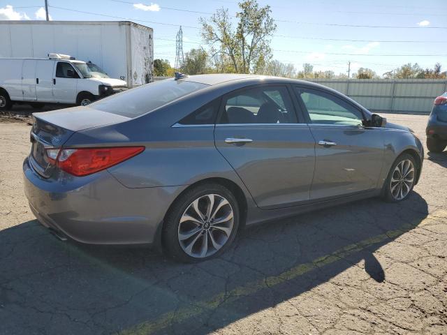5NPEC4AB5DH591343 - 2013 HYUNDAI SONATA SE SILVER photo 3
